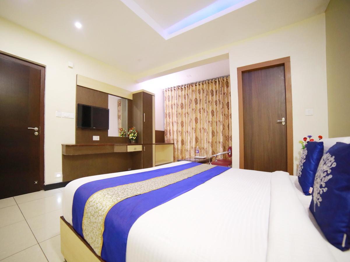 Oyo 8588 Rainbow Inn Munnar Ngoại thất bức ảnh